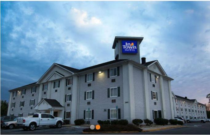 Intown Suites Extended Stay Richmond Va - 체스터 외부 사진